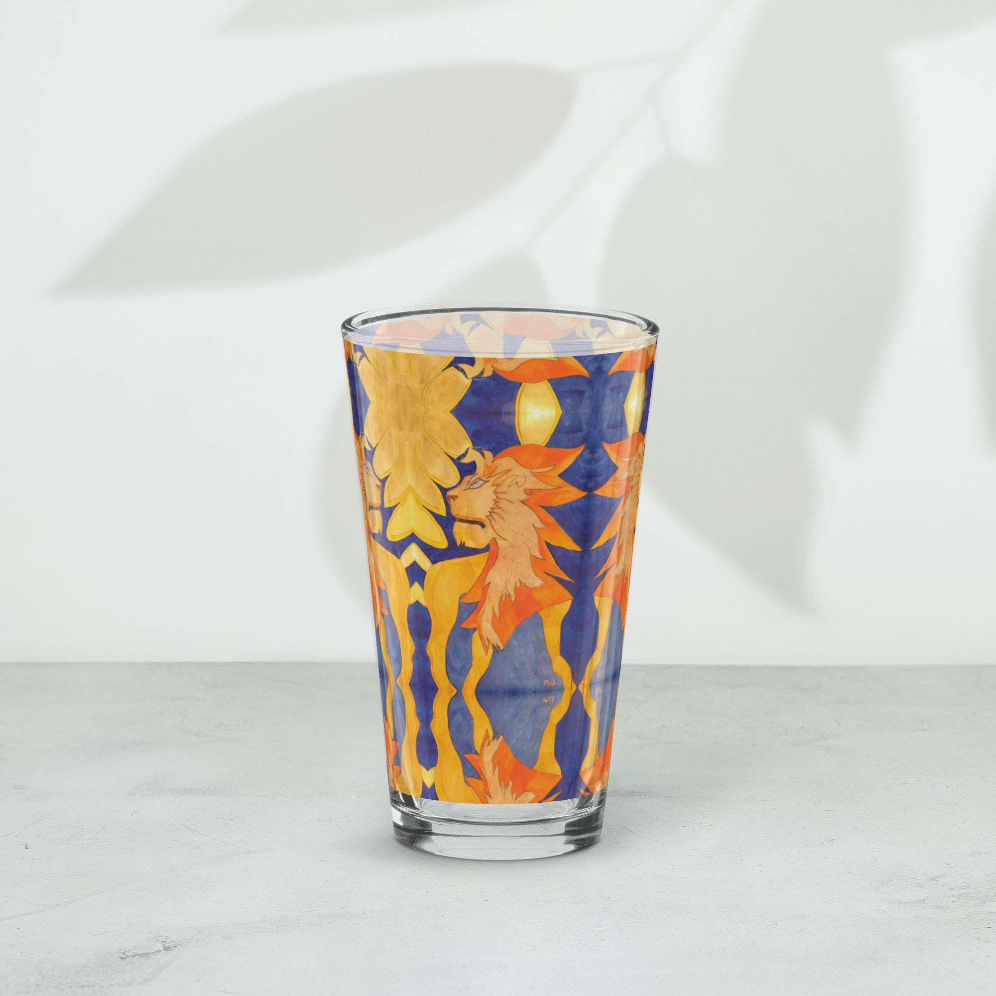 Shaker pint glass